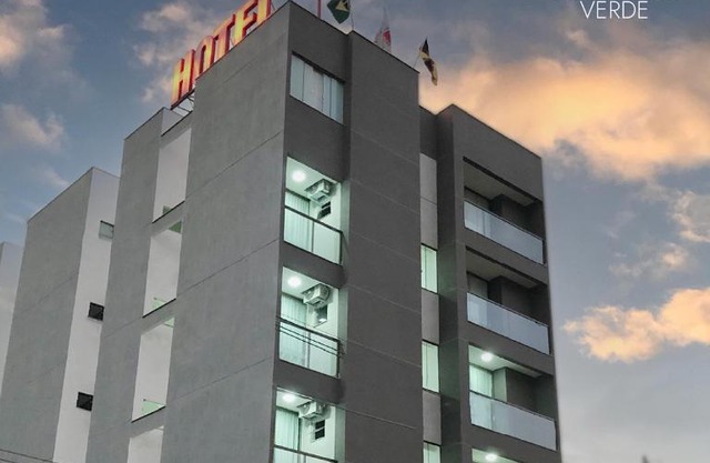 Hotel Esmeralda Verde