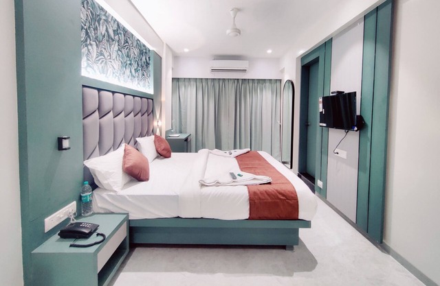 Hotel Everest Residency