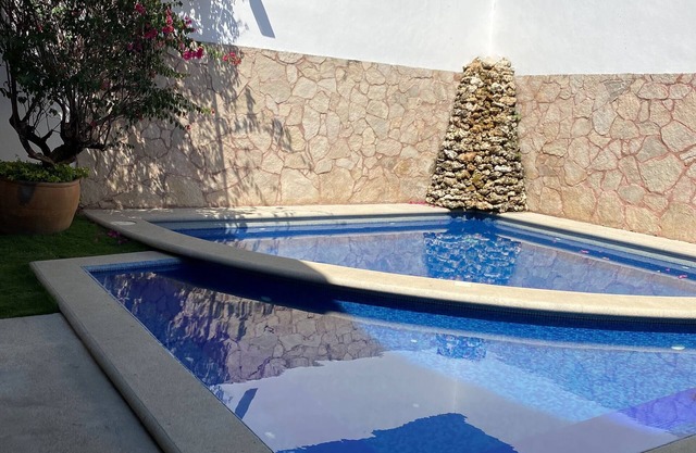 Hotel Garden Suites Tonlá