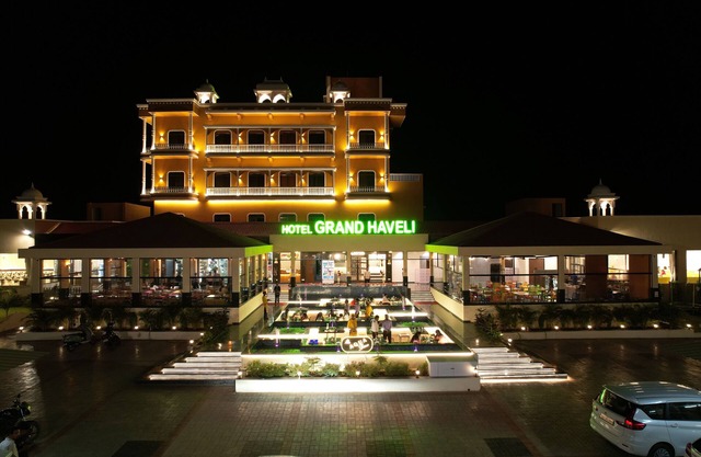 HOTEL GRAND HAVELI
