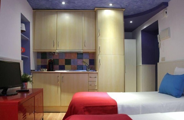 Hotel In Valdepeñas With Parking, Other, Balcony/Terrace