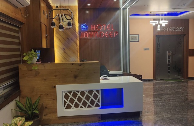 Hotel Jayadeep