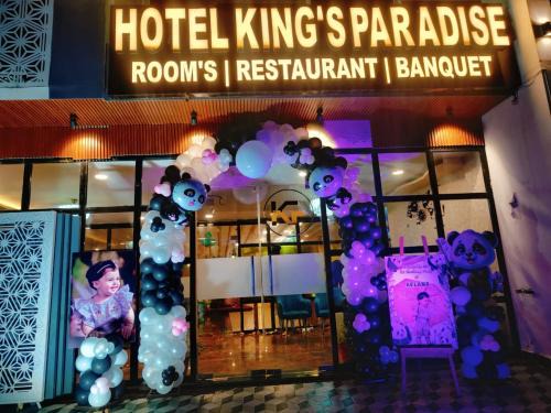 HOTEL KINGS PARADISE BANQUET & LAWN, Airport