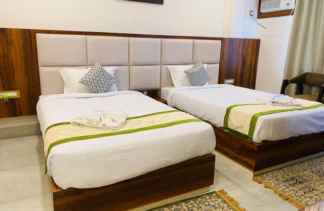 HOTEL MAA LAXMI PALACE