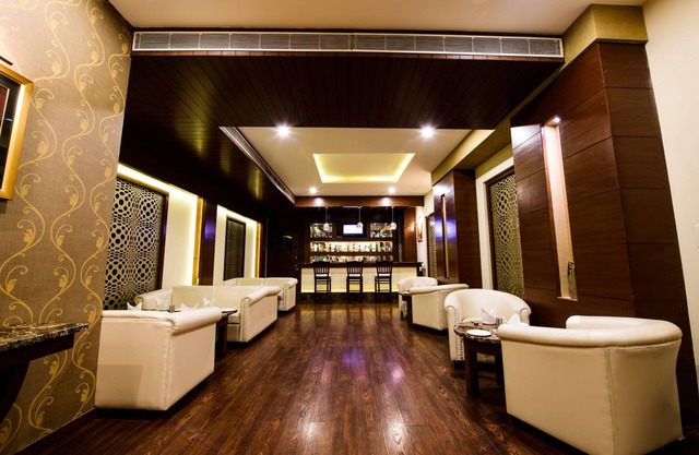 Hotel Majestic Grand