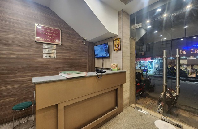 Hotel Merry Gold with AC, WiFi in New Delhi