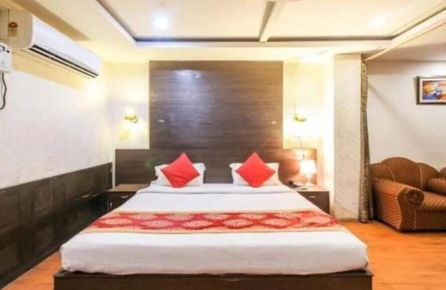 Hotel Monal Deluxe Room #2