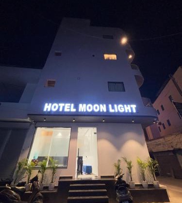 Hotel Moon Light
