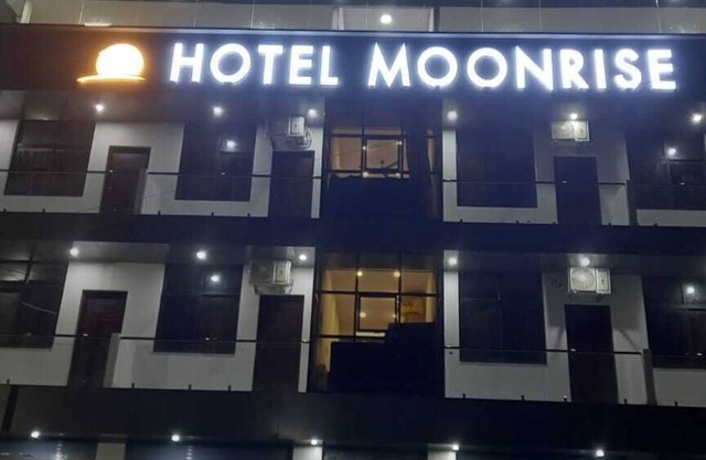 Hotel Moon Rise