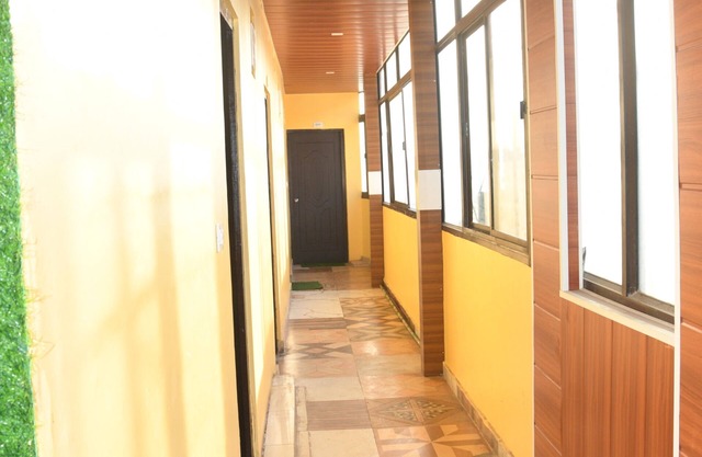 Hotel Mountain View And Rooftop Restaurant