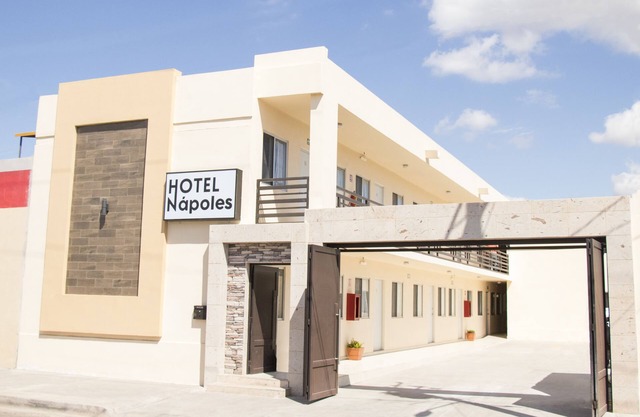 Hotel Napoles