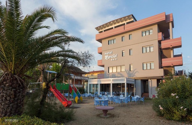 HOTEL NARCISi
