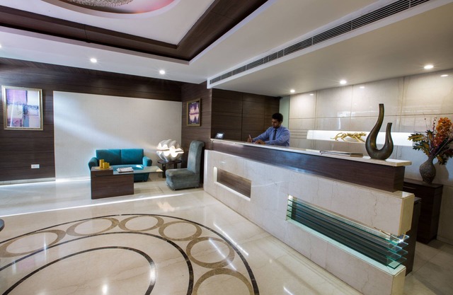 Hotel Narula's Aurrum