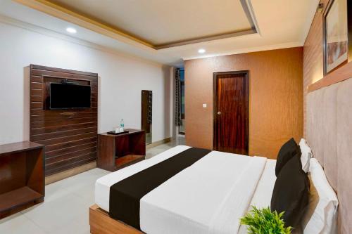 Hotel O Awas Vikas Near Bus Stand