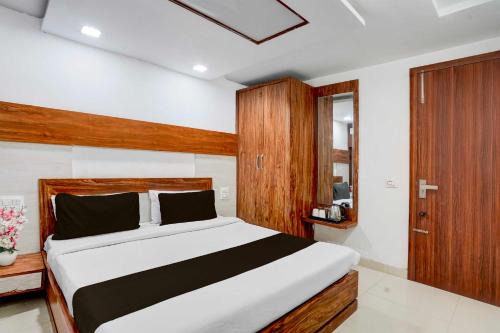 Hotel O Bathinda Railway Station