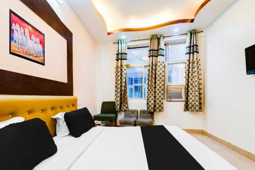 Hotel O Charbagh