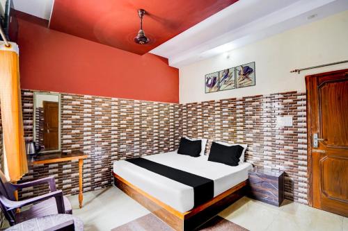 Hotel O INDRA KAMAL RESIDENCY INN UP Roadways Bus Stand