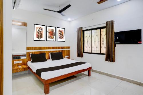 Hotel O Shree Prabhat