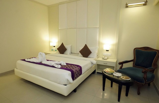 Hotel Om Tower & Revolving Restaurant