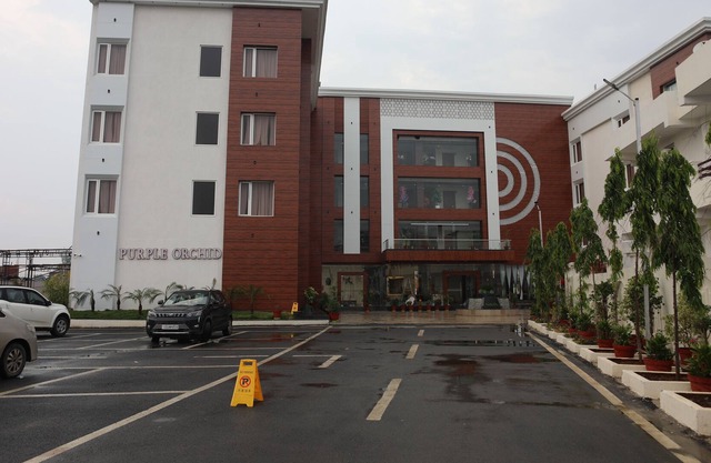 HOTEL PURPLE ORCHID