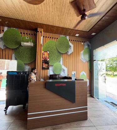 Hotel Raj Palace & Restaurant