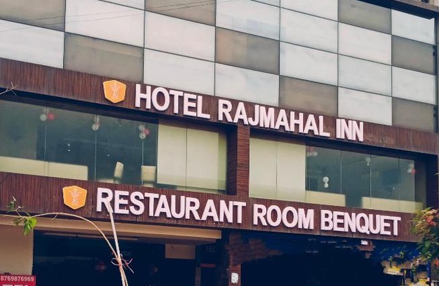 HOTEL RAJMAHAL INN