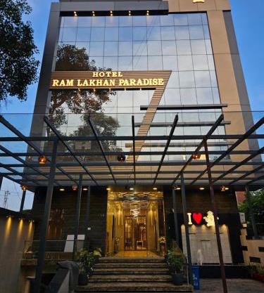Hotel Ram Lakhan Paradise