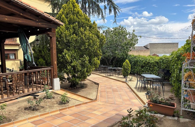 HOTEL RESTAURANTE EL CASTREJON