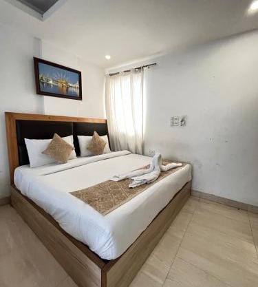 Hotel Royal B&B Near Delhi Airport Mahipalpur
