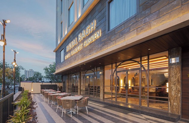 Hotel Royal Bagh - Opposite City Park