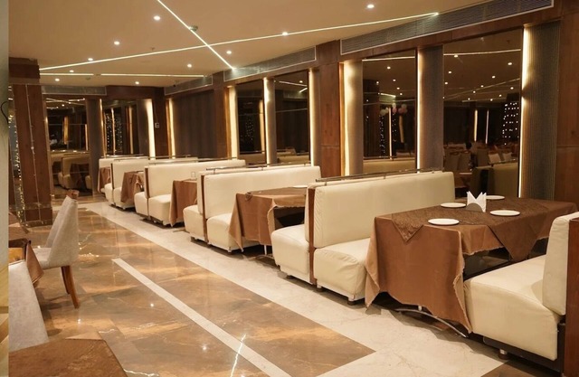 Hotel Samdariya Gold - Rewa