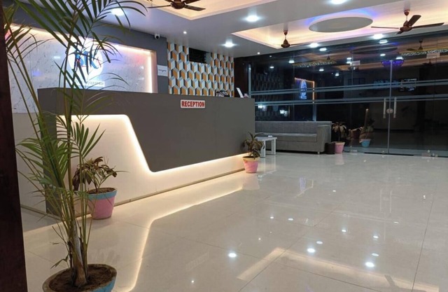 Hotel Shree Rajrajeshwar Palace