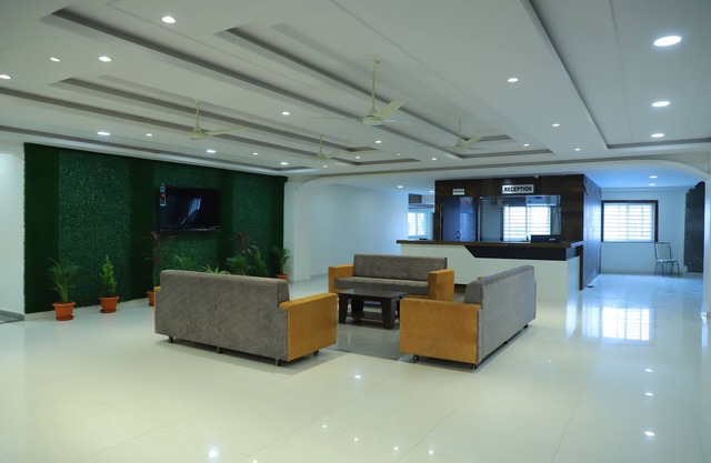 Hotel Sri Balaji Inn