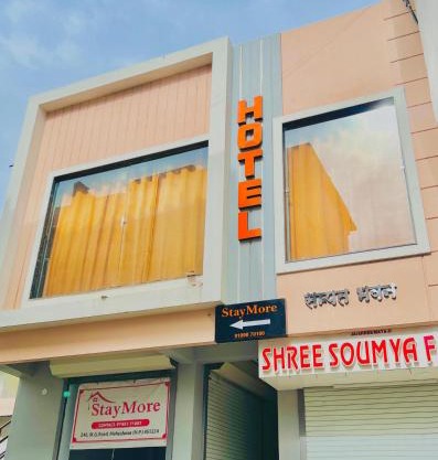 Hotel StayMore Premium Rooms and AC dorms