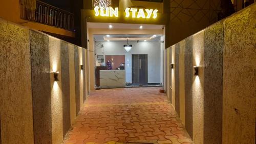 Hotel Sunstays Oppsite Bus stand