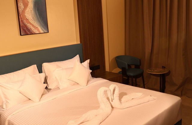 Hotel Tulips inn by VKG