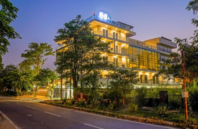 Hotel Urban Oasis Near Millennium Metro