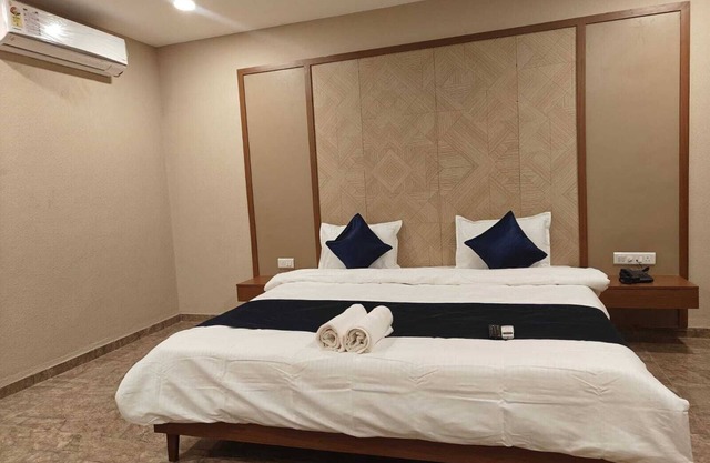 Hotel Vantara Residency