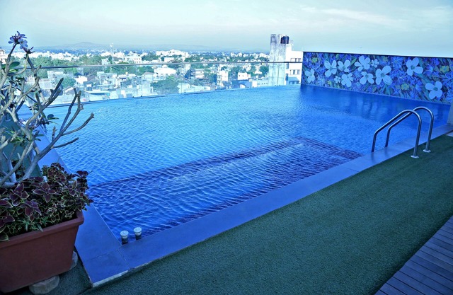 Hotel Vrishali Executive Kolhapur