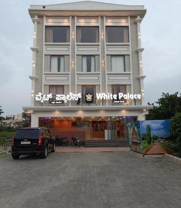 Hotel White Palace