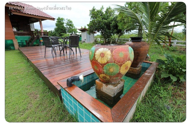 Hotsia homestay + Free van 7 seats with driver (exclude fuel)