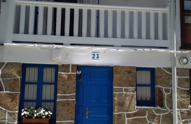 HOUSE 5 MINUTES FROM THE BEACH