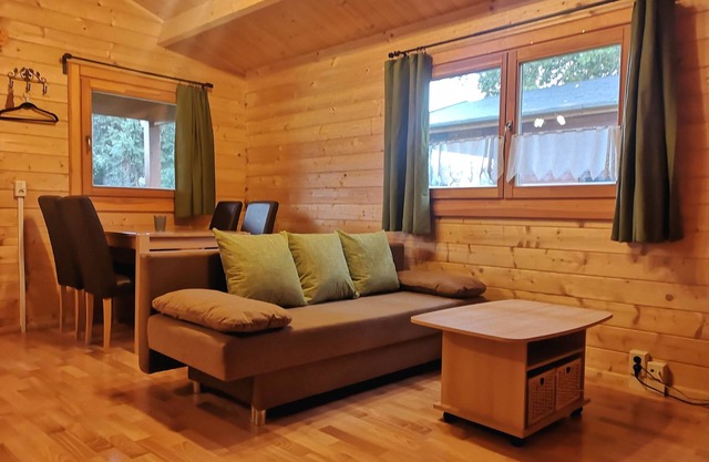 House 9 - Sveda yard