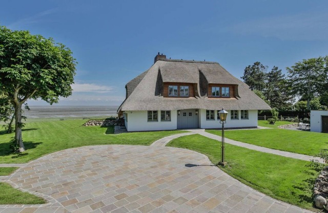 House by the sea Comfortable holiday residence