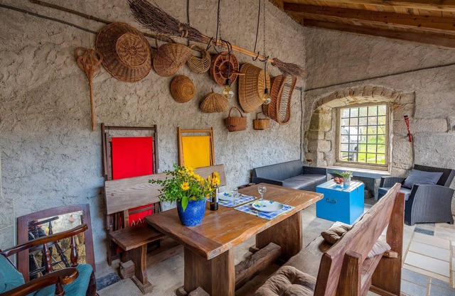 House Dane with terrace in Ćićarija, Istria