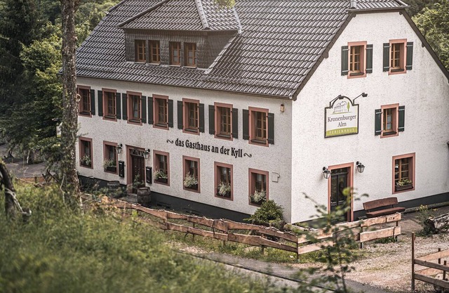 House for 22 people with outdoor sauna and hot tub