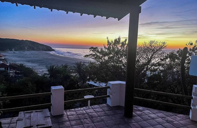 House in Playa El Mojon, ocean view, surf and pool.