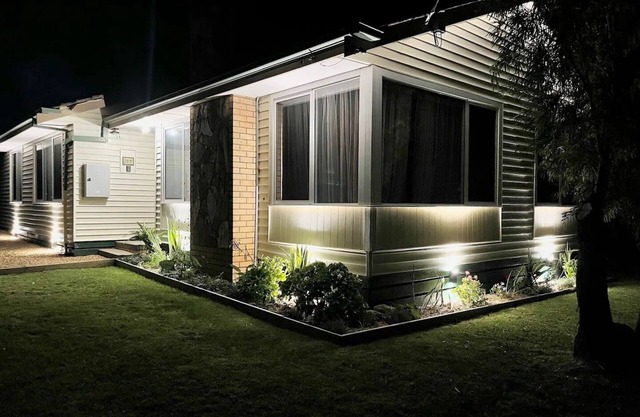 House in Portland Victoria, sleeps 8!