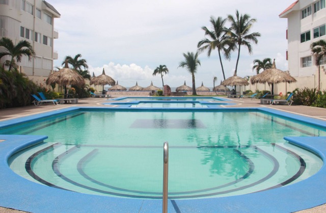 House in Quintas del Mar with access to the beach