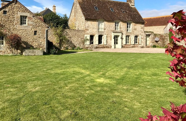 House near Carrouges - 4 bedrooms